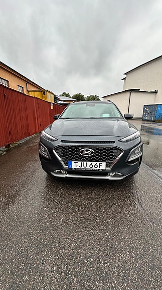 Hyundai Kona 2 of 14