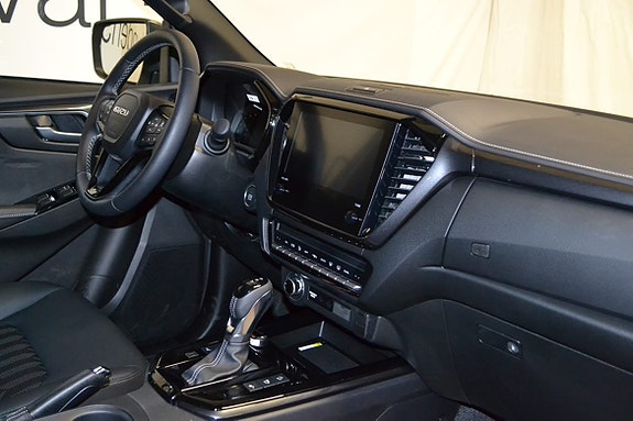 Isuzu D-max 10 of 18