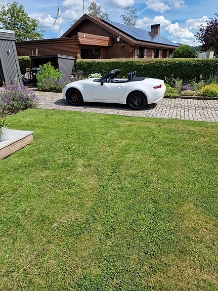 Mazda MX-5 6 of 7