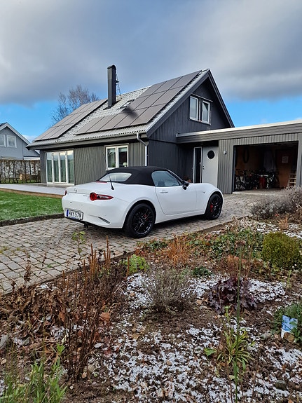 Mazda MX-5 3 of 7