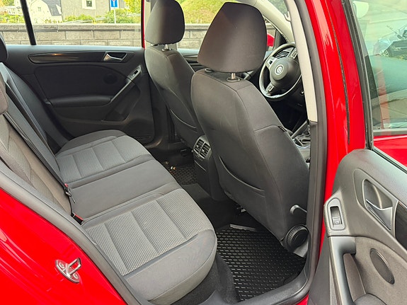 Volkswagen Golf VI 16 of 27