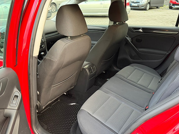 Volkswagen Golf VI 18 of 27
