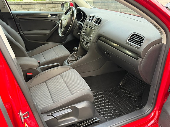 Volkswagen Golf VI 15 of 27