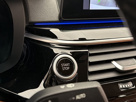 BMW 530e 18 of 28