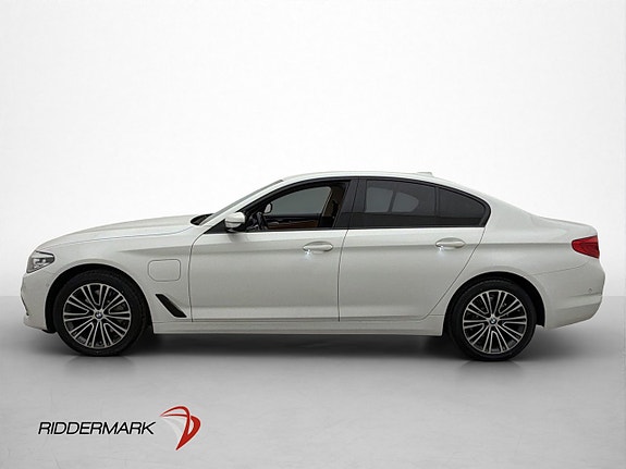 BMW 530e 4 of 28