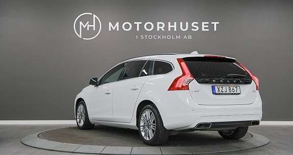 Volvo V60 4 of 19