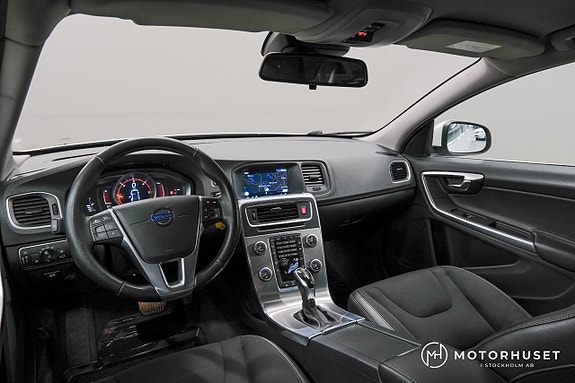 Volvo V60 8 of 19