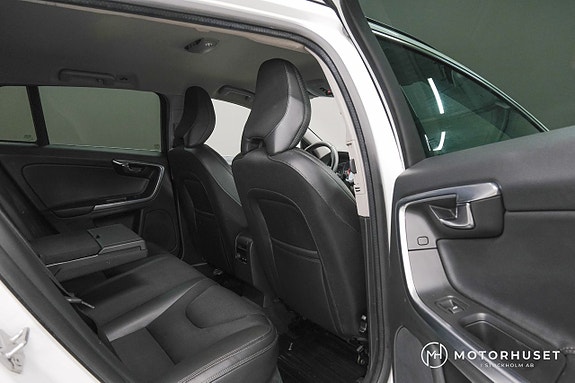 Volvo V60 11 of 19