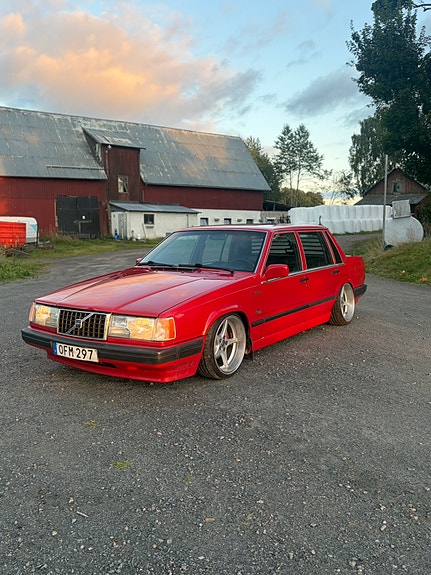 Volvo 740 2 of 8