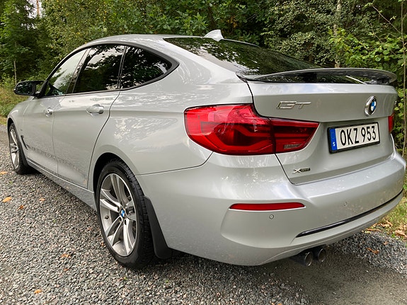 BMW 320d 4 of 14