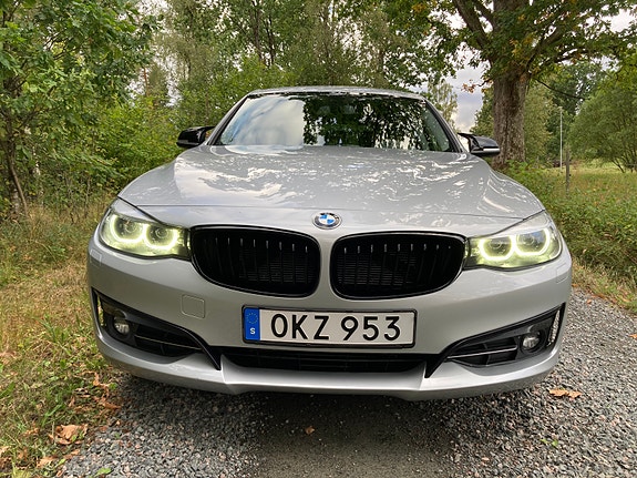 BMW 320d 3 of 14