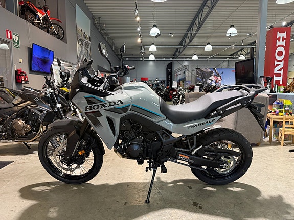 Honda XL750 Transalp 5 of 12