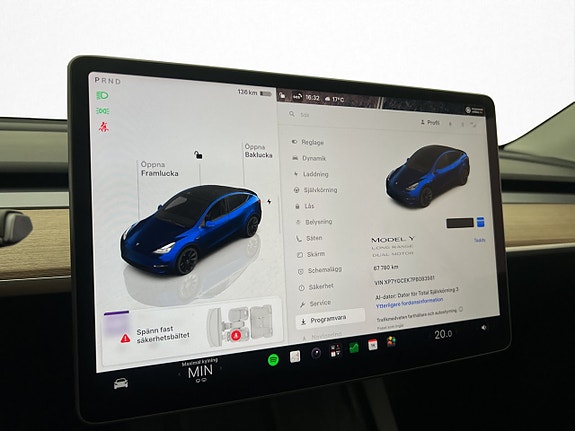 Tesla Model Y 22 of 30