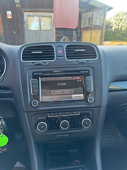 Volkswagen Golf VI 18 of 22