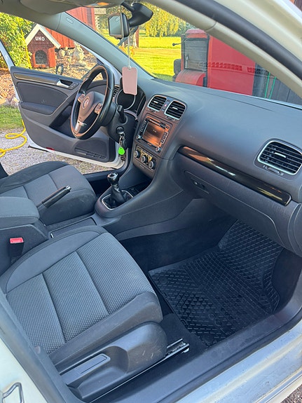 Volkswagen Golf VI 20 of 22