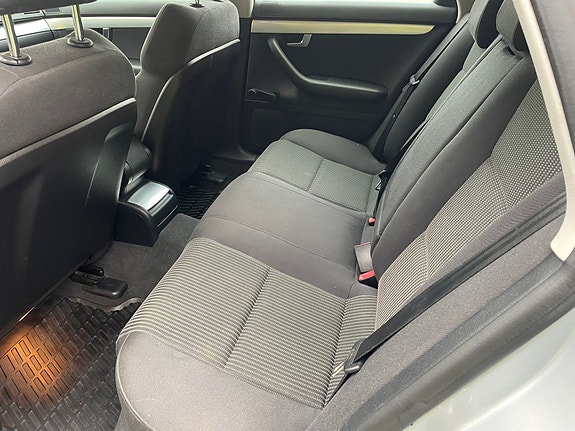 Audi A4 4 of 6