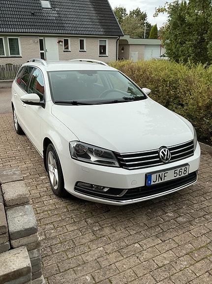 Volkswagen Passat 4 of 10
