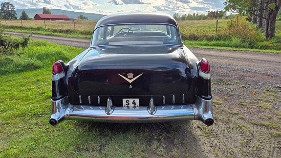 Cadillac Serie 62 7 of 26