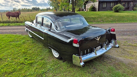 Cadillac Serie 62 9 of 26