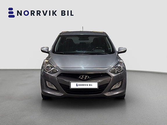 Hyundai i30 2 of 21