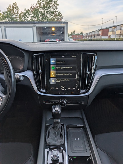 Volvo V60 6 of 9