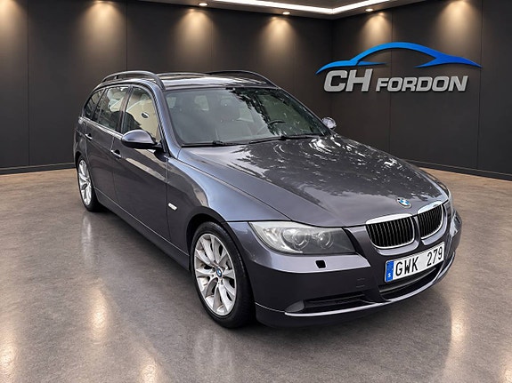 BMW 325i 4 of 5