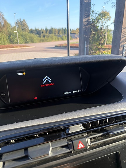 Citroen C4 Picasso 7 of 8