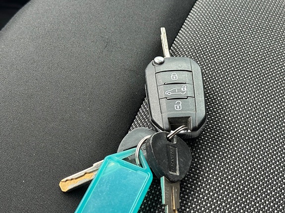 Peugeot Expert 10 of 17
