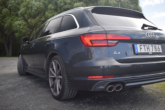 Audi A4 6 of 16