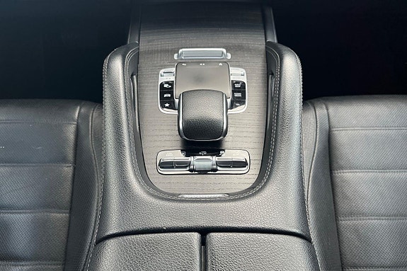 Mercedes-Benz GLE450 22 of 30