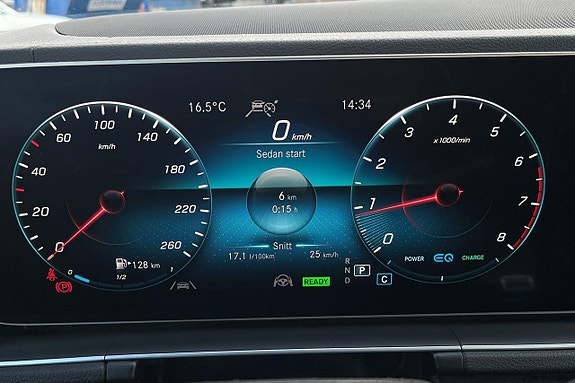 Mercedes-Benz GLE450 14 of 30