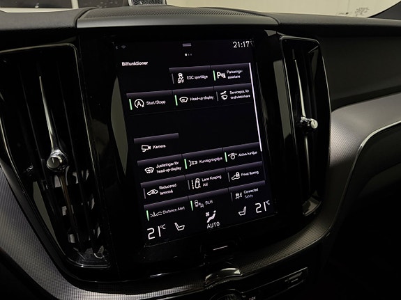 Volvo XC60 15 of 20