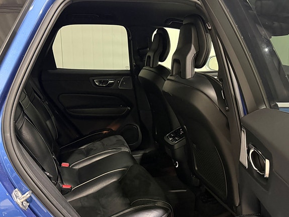 Volvo XC60 10 of 20