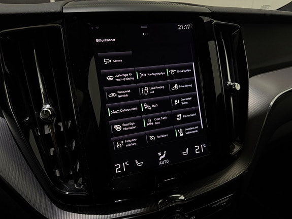 Volvo XC60 16 of 20