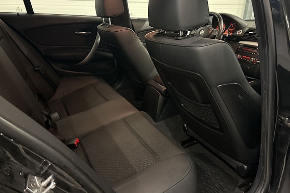 BMW 120d 14 of 16