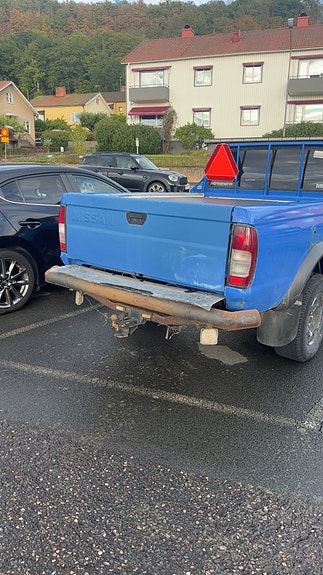 Nissan King Cab 5 of 9