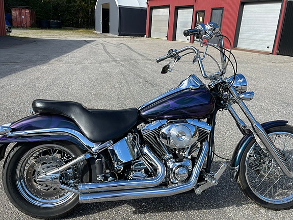 Harley-Davidson Deuce 1450 4 of 5