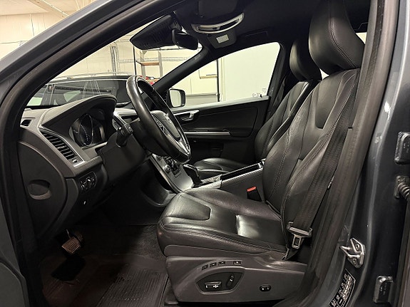 Volvo XC60 4 of 26