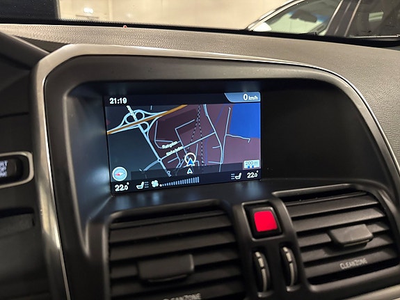 Volvo XC60 10 of 26