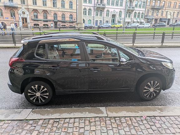 Peugeot 2008 7 of 11