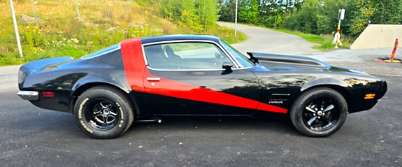 Pontiac Firebird 6 of 22