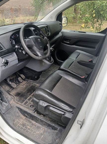 Peugeot Expert 5 of 9