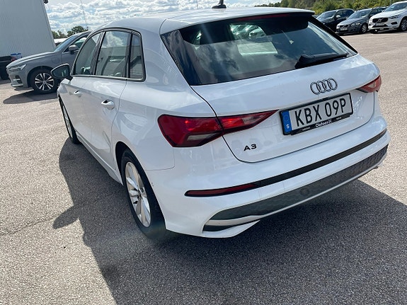 Audi A3 4 of 5