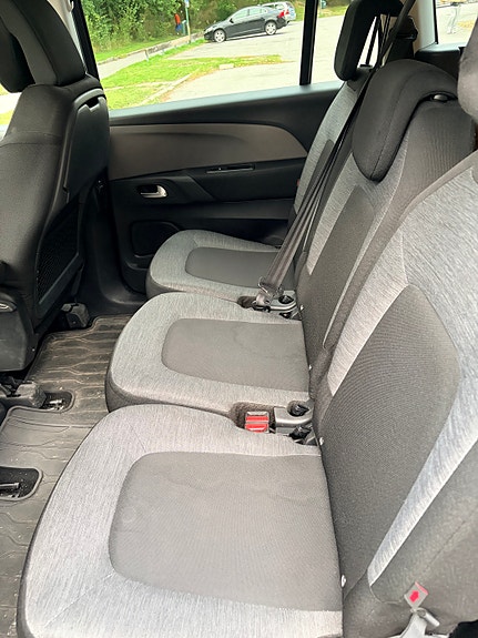 Citroen Grand C4 Picasso 10 of 13