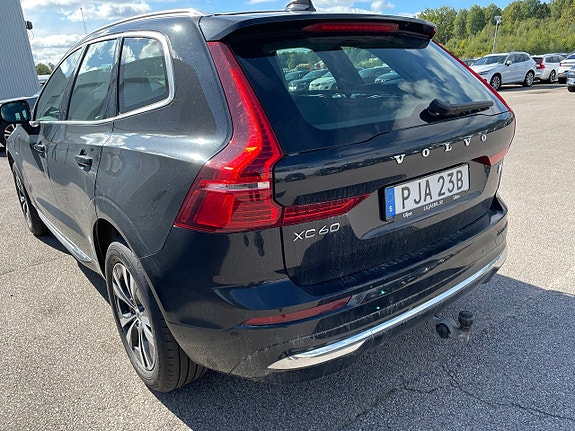 Volvo XC60 4 of 5