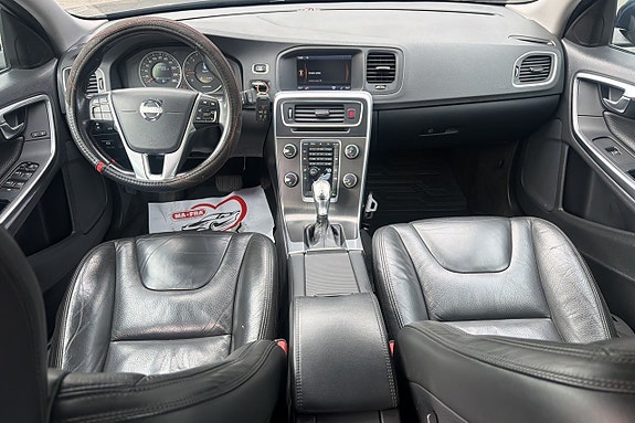 Volvo V60 5 of 5