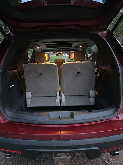 Ford Explorer 6 of 7