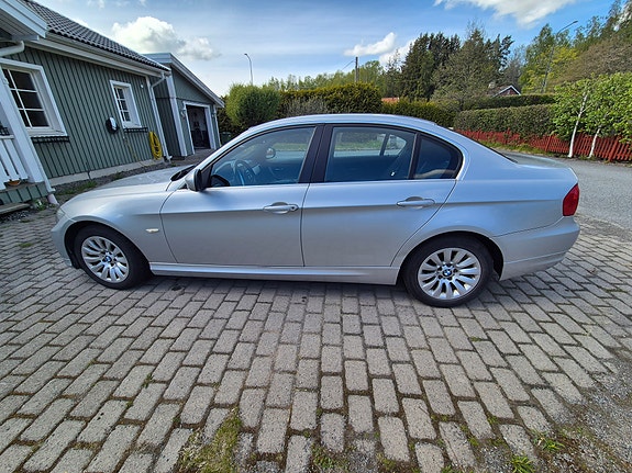 BMW 320d 8 of 10