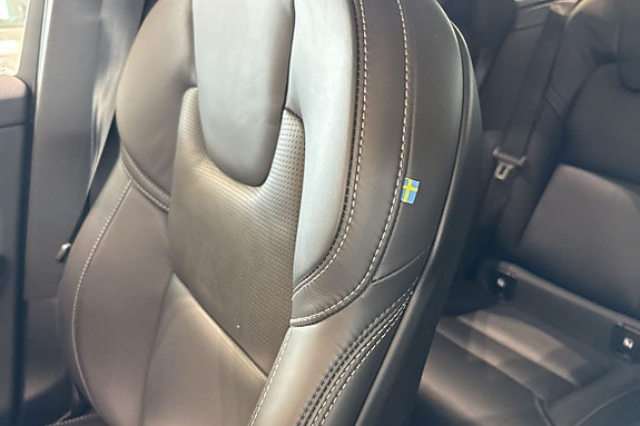 Volvo XC60 20 of 30