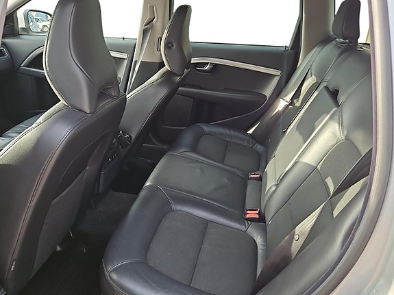 Volvo V70 7 of 8